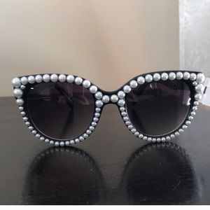 Express Black Pearl Rim Sunglasses